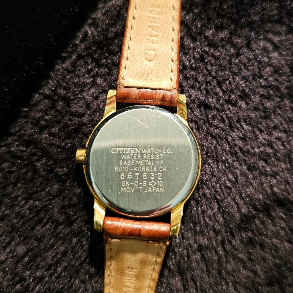 Vintage Citizen Quartz Watch - Picture 3 of 3